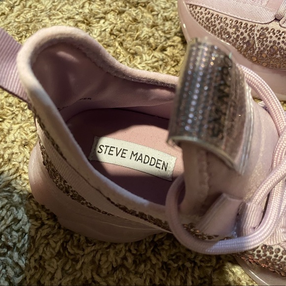 Gorgeous Steve Madden - Picture 5 of 5